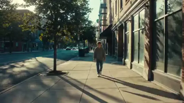 Slow Zoom In
